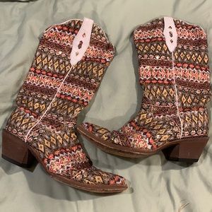 Tanner Mark Cowboy/Cowgirl Boots